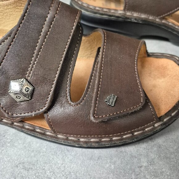 D41 Finn Comfort Germany Milos Soft Coffee Brown Leather Buckle Sandals - Picture 5 of 11